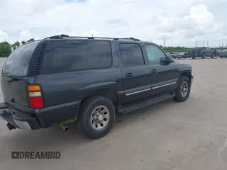 2004 Chevrolet Suburban LS z VIN 3GNEC16Z04G158694, wystawiony jako IAAI lot #42787780 z przebiegiem 344 747 mil mil oraz . Historia ofert i sprzedaży dostępna na DreamBid. Obrazek 4.
