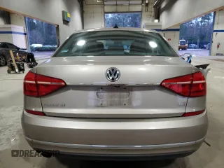 2016 Volkswagen Passat SE z VIN 1VWBT7A30GC022491, wystawiony jako Copart lot #85532264 z przebiegiem 157 602 mil mil oraz Szkoda całkowita • Salvage title. Historia ofert i sprzedaży dostępna na DreamBid. Obrazek 6.