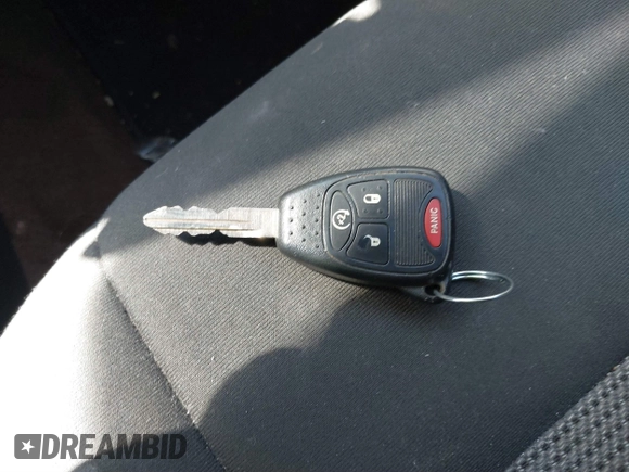 2014 Jeep Patriot Latitude with VIN 1C4NJRFB0ED760607, listed as a IAAI auction lot 41846134 with 136,041 mi miles. Bid and sale history available at carsss.com. Image 11.