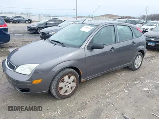 2007 Ford Focus S with VIN 1FAFP37N67W221172, listed as a IAAI auction lot 41948604 with 149,564 mi miles and . Bid and sale history available at carsss.com. Image 2.
