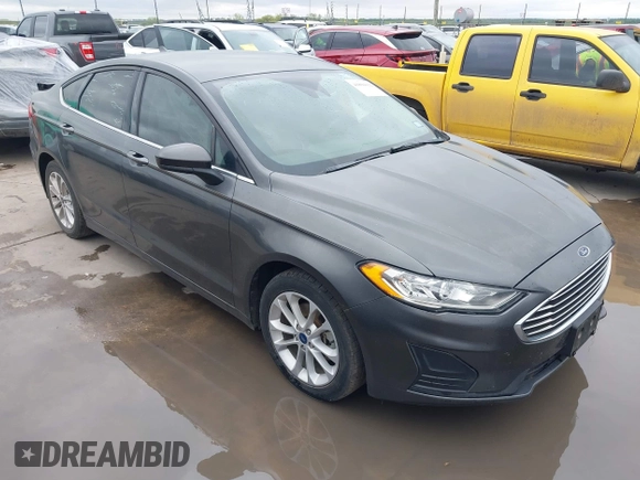 2020 Ford Fusion SE with VIN 3FA6P0HD2LR188589, listed as a IAAI auction lot 41894122 with 96,238 mi miles. Bid and sale history available at carsss.com. Image 1.