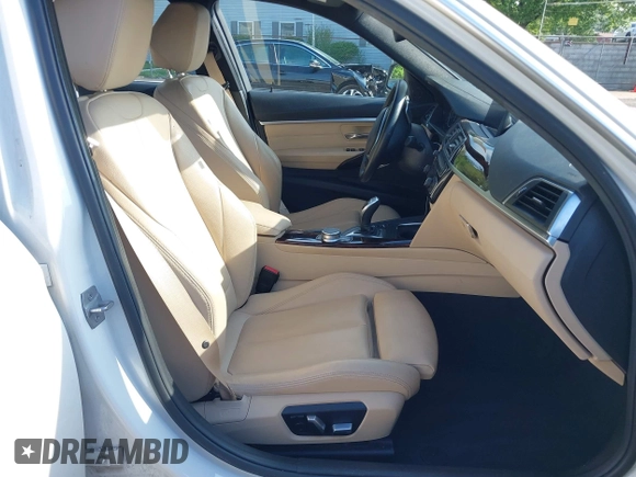 2018 BMW 3 Series 330i xDrive with VIN WBA8D9G55JNU69356, listed as a IAAI auction lot 42214499 with 81,267 mi miles and . Bid and sale history available at DreamBid. Image 5.