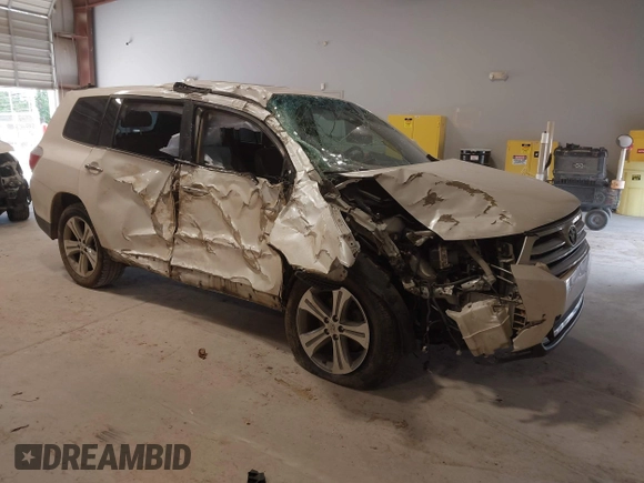 2013 Toyota Highlander Limited z VIN 5TDYK3EH1DS121622, wystawiony jako IAAI lot #42272380 z przebiegiem 191 400 mil mil oraz . Historia ofert i sprzedaży dostępna na DreamBid. Obrazek 1.