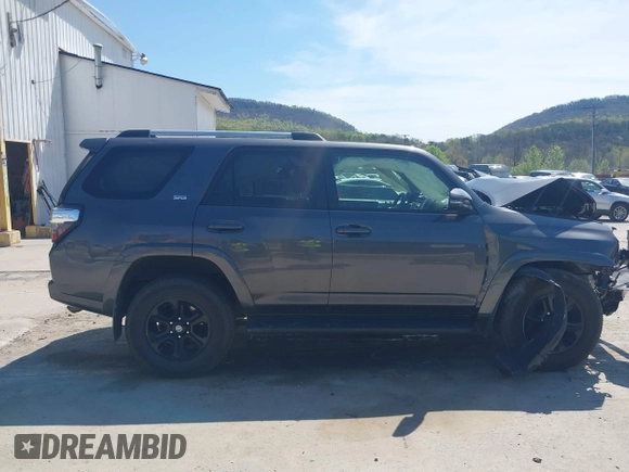 2019 Toyota 4Runner SR5 с VIN JTEBU5JR0K5664825, выставлен на аукционе IAAI как лот 42104780 с пробегом 64 209 миль миль и . История ставок и продаж доступна на DreamBid. Изображение 14.