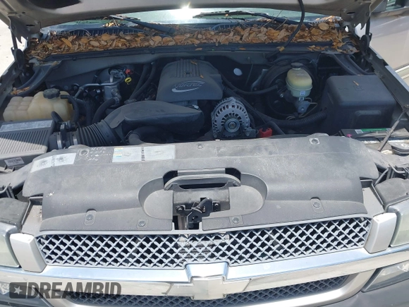 2005 Chevrolet Silverado 1500 LS z VIN 2GCEC19T551194164, wystawiony jako IAAI lot #42457424 z przebiegiem 183 283 mil mil oraz . Historia ofert i sprzedaży dostępna na DreamBid. Obrazek 10.