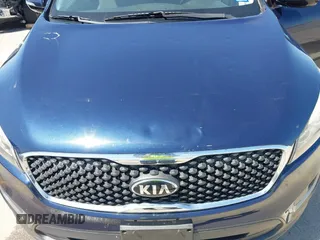 2016 Kia Sorento LX with VIN 5XYPG4A37GG145552, listed as a IAAI auction lot 42014900 with 153,191 mi miles. Bid and sale history available at carsss.com. Image 6.