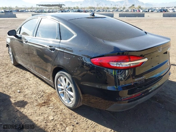 2020 Ford Fusion SE with VIN 3FA6P0HD8LR145827, listed as a IAAI auction lot 41652279 with 66,741 mi miles. Bid and sale history available at carsss.com. Image 3.