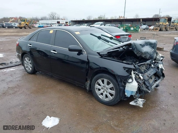 2007 Toyota Camry CE with VIN JTNBE46K273026484, listed as a IAAI auction lot 41962311 with 92,094 mi miles. Bid and sale history available at carsss.com. Image 1.