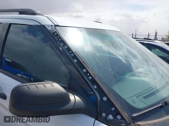 2014 Ford Explorer with VIN 1FM5K7B87EGC38997, listed as a IAAI auction lot 42185985 with 176,603 mi miles and . Bid and sale history available at DreamBid. Image 6.