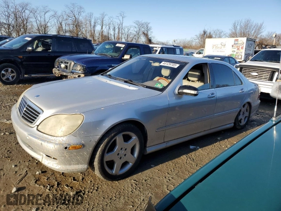 2002 Mercedes-Benz S-Class 4.3L with VIN WDBNG70JX2A233642, listed as a Copart auction lot 44129705 with 144,793 mi miles and Salvage Title. Bid and sale history available at carsss.com. Image 1.