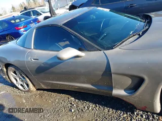 1999 Chevrolet Corvette with VIN 1G1YY22G2X5111043, listed as a IAAI auction lot 41390901 with 140,869 mi miles. Bid and sale history available at carsss.com. Image 13.