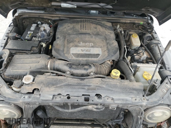 2016 Jeep Wrangler Unlimited Sahara with VIN 1C4BJWEGXGL264740, listed as a Copart auction lot 57225115 with 183,647 mi miles and Salvage title. Bid and sale history available at DreamBid. Image 12.