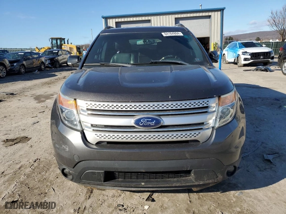 2015 Ford Explorer XLT with VIN 1FM5K8D80FGB64018, listed as a Copart auction lot 84184804 with 157,368 mi miles and Salvage Title. Bid and sale history available at carsss.com. Image 5.