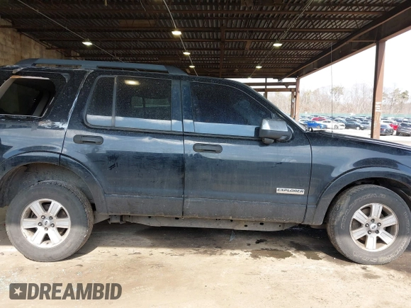 2006 Ford Explorer XLT with VIN 1FMEU73846UB53904, listed as a IAAI auction lot 41644809 with 132,986 mi miles. Bid and sale history available at carsss.com. Image 13.