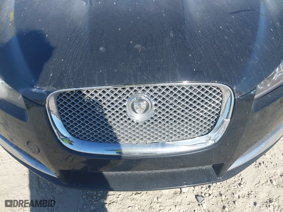 2013 Jaguar XF I4 RWD with VIN SAJWA0ES6DPS81365, listed as a IAAI auction lot 41731614 with 118,060 mi miles. Bid and sale history available at carsss.com. Image 6.