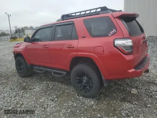 2019 Toyota 4Runner SR5 with VIN JTEZU5JR9K5198763, listed as a Copart auction lot 48118725 with 135,988 mi miles and Salvage Title. Bid and sale history available at carsss.com. Image 2.