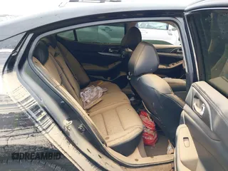 2017 Nissan Maxima SV z VIN 1N4AA6AP4HC396403, wystawiony jako IAAI lot #41644403 z przebiegiem Nie podano mil oraz . Historia ofert i sprzedaży dostępna na DreamBid. Obrazek 8.
