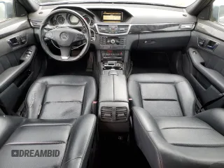 2010 Mercedes-Benz E-Class E 350 Luxury with VIN WDDHF5GB3AA103498, listed as a Copart auction lot 49733685 with 117,195 mi miles and Salvage Title. Bid and sale history available at carsss.com. Image 8.