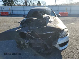 2018 Mercedes-Benz C 43 AMG z VIN 55SWF6EB6JU251015, wystawiony jako Copart lot #49628645 z przebiegiem Nie podano mil oraz Szkoda całkowita • Salvage title. Historia ofert i sprzedaży dostępna na DreamBid. Obrazek 5.
