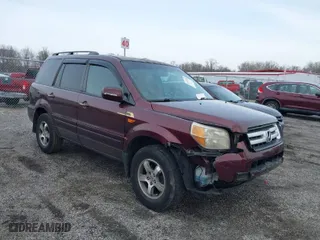 2008 Honda Pilot EX-L with VIN 5FNYF18508B015960, listed as a IAAI auction lot 41511626 with 207,141 mi miles. Bid and sale history available at carsss.com. Image 1.