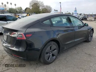 2023 Tesla Model 3 z VIN 5YJ3E1EA7PF460323, wystawiony jako Copart lot #44800265 z przebiegiem 47 702 mil mil oraz Nie do naprawy • Non repairable. Historia ofert i sprzedaży dostępna na DreamBid. Obrazek 3.