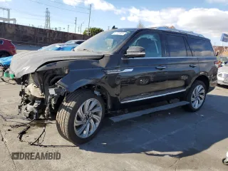 2022 Lincoln Navigator Reserve z VIN 5LMJJ2KT1NEL16482, wystawiony jako Copart lot #41737925 z przebiegiem 12 250 mil mil oraz Szkoda całkowita • Salvage title. Historia ofert i sprzedaży dostępna na DreamBid. Obrazek 1.