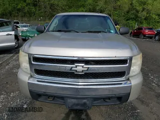2007 Chevrolet Silverado 1500 1LT with VIN 1GCEK19J07E558994, listed as a Copart auction lot 55900515 with 118,863 mi miles and Clean Title. Bid and sale history available at DreamBid. Image 5.