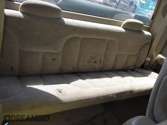 1996 GMC Sierra 1500 z VIN 1GTEK19R6TE514322, wystawiony jako IAAI lot #42253821 z przebiegiem 190 491 mil mil oraz . Historia ofert i sprzedaży dostępna na DreamBid. Obrazek 8.