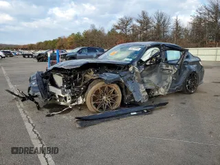 2025 BMW M3 Competition xDrive z VIN WBS33HJ05SFT92645, wystawiony jako Copart lot #86074964 z przebiegiem Nie podano mil oraz Szkoda całkowita • Salvage title. Historia ofert i sprzedaży dostępna na DreamBid. Obrazek 1.
