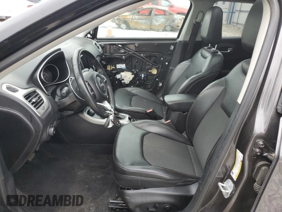 2018 Jeep Compass Latitude with VIN 3C4NJDBB3JT290652, listed as a Copart auction lot 50723415 with 69,579 mi miles and Salvage Title. Bid and sale history available at DreamBid. Image 7.