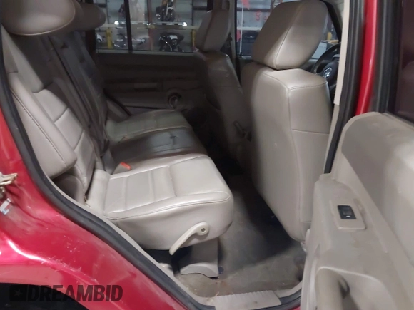 2006 Jeep Commander with VIN 1J8HG48K16C302814, listed as a IAAI auction lot 41997368 with 218,598 mi miles and . Bid and sale history available at DreamBid. Image 8.