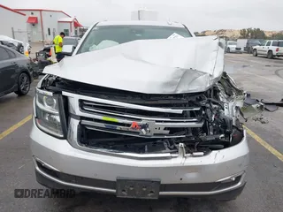 2015 Chevrolet Suburban LTZ with VIN 1GNSCKKC1FR507665, listed as a IAAI auction lot 41517753 with 162,604 mi miles. Bid and sale history available at carsss.com. Image 12.