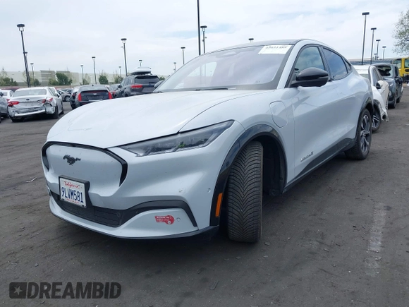 2021 Ford Mustang Mach-E Premium with VIN 3FMTK3SU6MMA62221, listed as a IAAI auction lot 42031485 with 40,518 mi miles and . Bid and sale history available at DreamBid. Image 20.