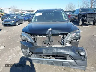 2017 Nissan Pathfinder SV with VIN 5N1DR2MM2HC693059, listed as a IAAI auction lot 41584629 with 112,379 mi miles. Bid and sale history available at carsss.com. Image 12.