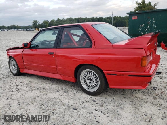 1990 BMW M3 z VIN WBSAK031XLAE33645, wystawiony jako Copart lot #69832174 z przebiegiem 174 343 mil mil oraz Szkody całkowita. Historia ofert i sprzedaży dostępna na DreamBid. Obrazek 2.