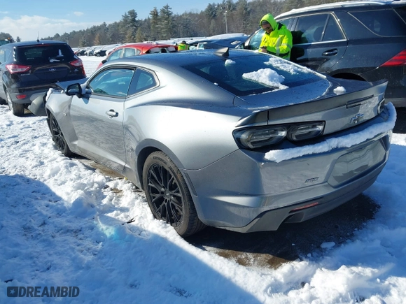2019 Chevrolet Camaro 2LT with VIN 1G1FC1RX8K0127503, listed as a IAAI auction lot 41448837 with 84,170 mi miles. Bid and sale history available at carsss.com. Image 3.
