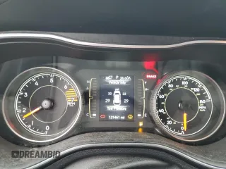 2019 Jeep Cherokee Latitude Plus with VIN 1C4PJMLB3KD365249, listed as a Copart auction lot 48335505 with 121,461 mi miles and Salvage Title. Bid and sale history available at carsss.com. Image 9.