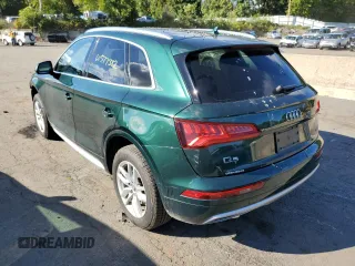2020 Audi Q5 Premium with VIN WA1ANAFY4L2089986, listed as a Copart auction lot 60577382 with 30,040 mi miles. Bid and sale history available at carsss.com. Image 3.