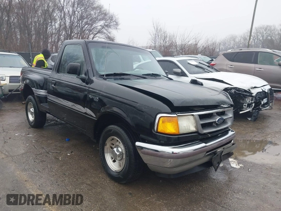 1997 Ford Ranger XLT with VIN 1FTCR10A6VPB40151, listed as a IAAI auction lot 41452862 with 138,631 mi miles. Bid and sale history available at carsss.com. Image 1.