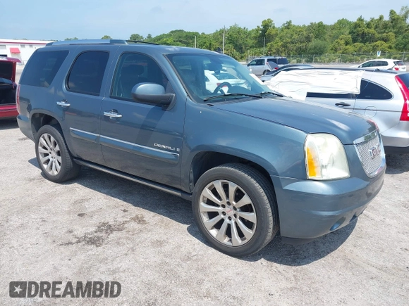 2007 GMC Yukon Denali z VIN 1GKFK63817J261736, wystawiony jako IAAI lot #42219145 z przebiegiem 214 260 mil mil oraz . Historia ofert i sprzedaży dostępna na DreamBid. Obrazek 1.