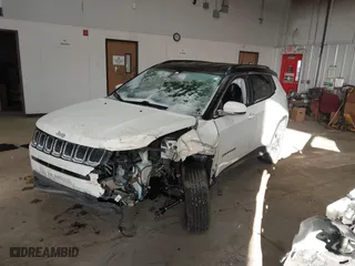 2020 Jeep Compass Limited with VIN 3C4NJDCB3LT120048, listed as a IAAI auction lot 41366651 with 83,260 mi miles. Bid and sale history available at carsss.com. Image 17.