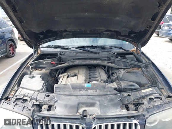 2007 BMW X3 3.0si with VIN WBXPC93477WF13266, listed as a IAAI auction lot 42672586 with 167,796 mi miles and . Bid and sale history available at DreamBid. Image 10.