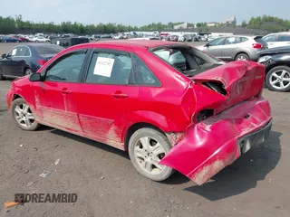 2006 Ford Focus ST с VIN 1FAHP38Z56W201455, выставлен на аукционе IAAI как лот 42422702 с пробегом 134 148 миль миль и . История ставок и продаж доступна на DreamBid. Изображение 3.