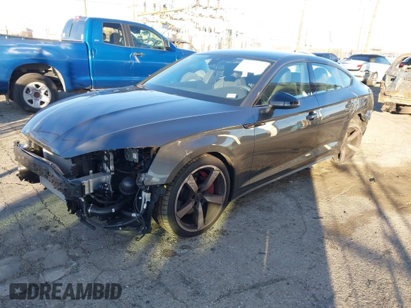 2024 Audi A5 Sportback S line Premium Plus z VIN WAUFACF53RA072231, wystawiony jako IAAI lot #41291343 z przebiegiem 2 089 mil mil oraz . Historia ofert i sprzedaży dostępna na DreamBid. Obrazek 18.