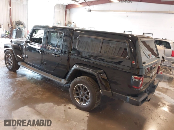2020 Jeep Gladiator Overland with VIN 1C6HJTFG5LL140142, listed as a IAAI auction lot 42452310 with 111,884 mi miles and . Bid and sale history available at DreamBid. Image 3.