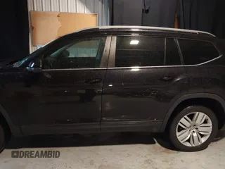 2019 Volkswagen Atlas SE with VIN 1V2WR2CA3KC603377, listed as a IAAI auction lot 42145332 with 137,553 mi miles and . Bid and sale history available at DreamBid. Image 13.