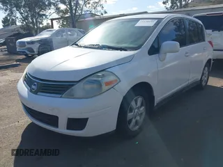 2009 Nissan Versa 1.8 SL with VIN 3N1BC13E19L389134, listed as a IAAI auction lot 41620431 with 190,884 mi miles. Bid and sale history available at carsss.com. Image 2.