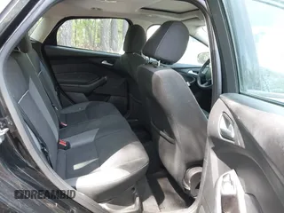 2014 Ford Focus SE with VIN 1FADP3K25EL425738, listed as a IAAI auction lot 42127245 with 161,163 mi miles. Bid and sale history available at carsss.com. Image 8.