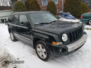 2010 Jeep Patriot Limited with VIN 1J4NF4GB6AD642911, listed as a Copart auction lot 88147525 with 136,186 mi miles and Clean Title. Bid and sale history available at carsss.com. Image 4.
