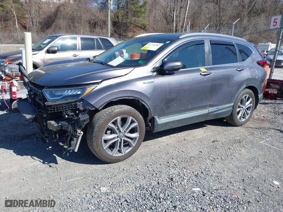 2020 Honda CR-V Hybrid Touring with VIN 7FART6H97LE024715, listed as a IAAI auction lot 41754582 with 67,498 mi miles. Bid and sale history available at carsss.com. Image 17.